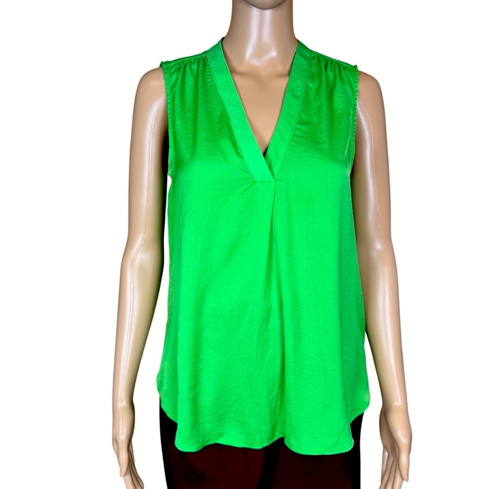 NWT New Vince Camuto Lime Green Rumpled Satin Sleeveless Blouse Size S